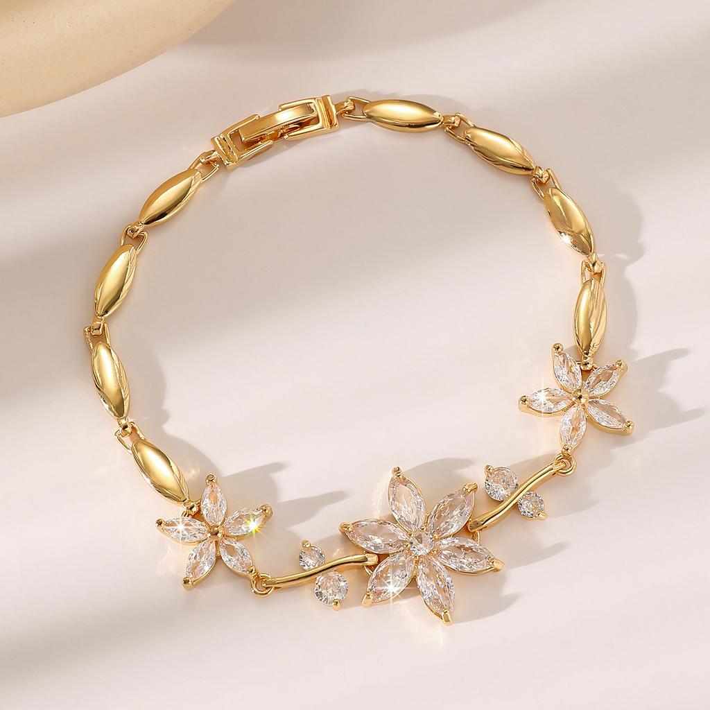 Luxury Gold-Plated Copper Zircon Leaf Bracelet, High Quality Jewelry