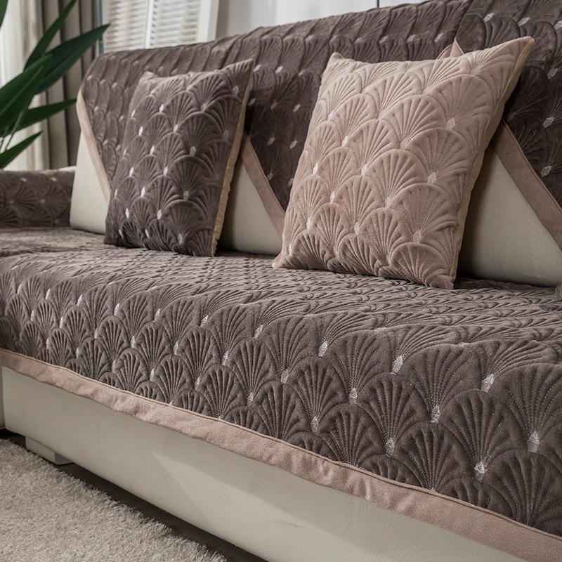Four Seasons Universal Non-Slip Winter Plush Thickened Solid Color Sofa Cushion Nordic Simple Sofa Cover Slipcover