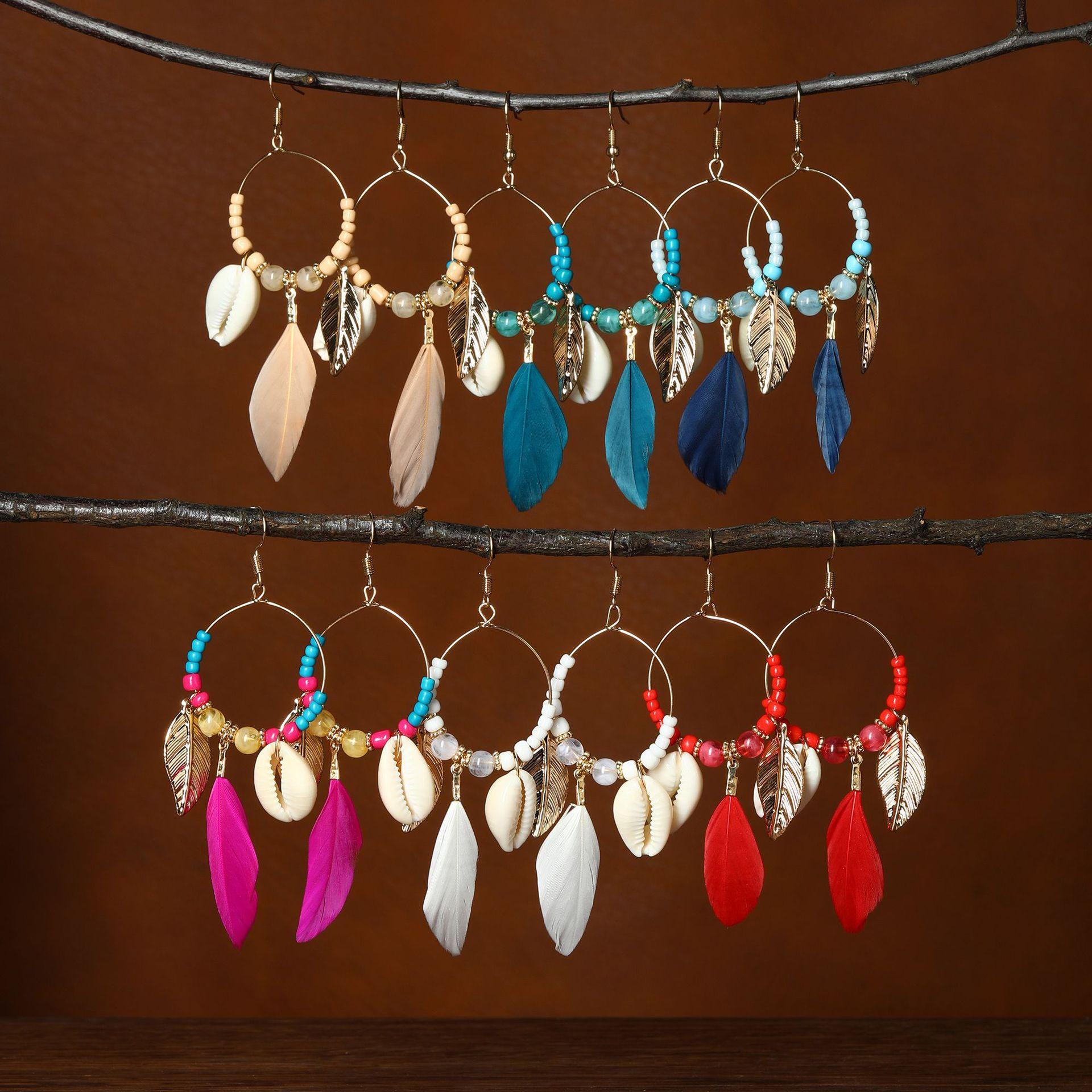 

Handmade Feather Earrings Bohemian Beaded Earrings Ethnic Style Retro Shell Leaf Pendant Jewelry Women красный
