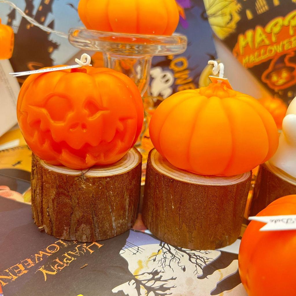 Halloween Pumpkin Scented Candle Ornament – Handmade Fragrance Gift for Festivals and Parties