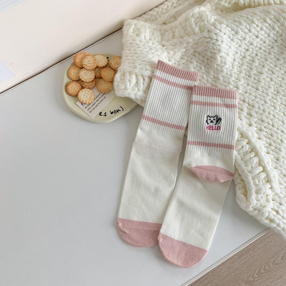 1 Pair Cartoon Cat Printed Kawaii Socks Women College Style School Girls Cute Socks Casual Harajuku Retro Middle Tube Socks