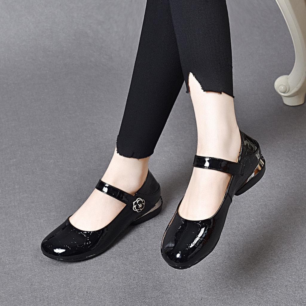 Round Head Single Shoes Women's Spring and Summer Shallow Mouth Flowers One-word Buckle Mary Jane Shoes Flat Four-season Shoes