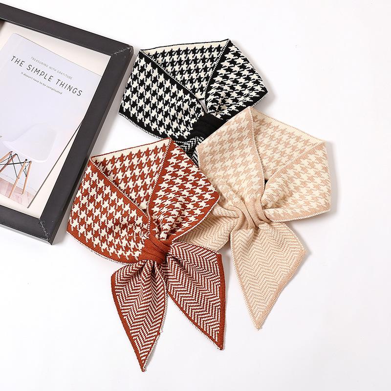 Autumn and Winter Scarf Women's New Perforated Neck Gaiter Neck Scarf Thickened Warm Houndstooth Scarf Scarf