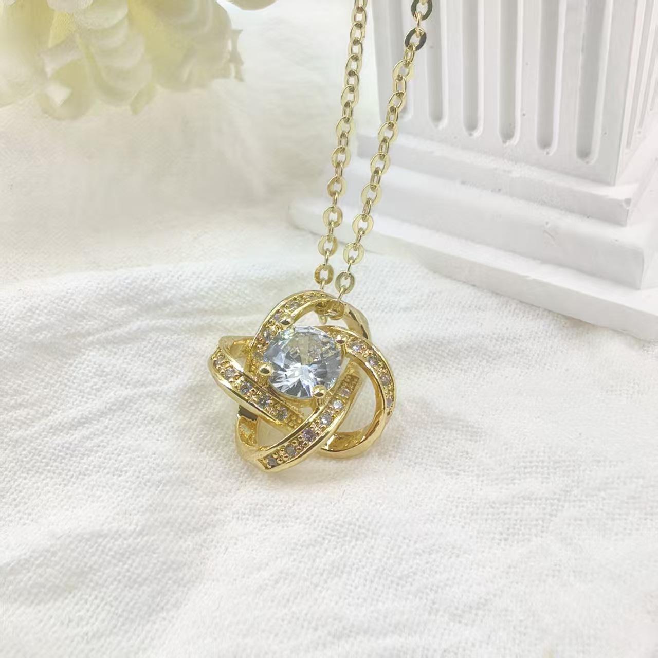 Lucky Four-leaf Clover Light Luxury High-end Sweater Chain Jewelry Necklace Pendant 60CM(Necklace Long)