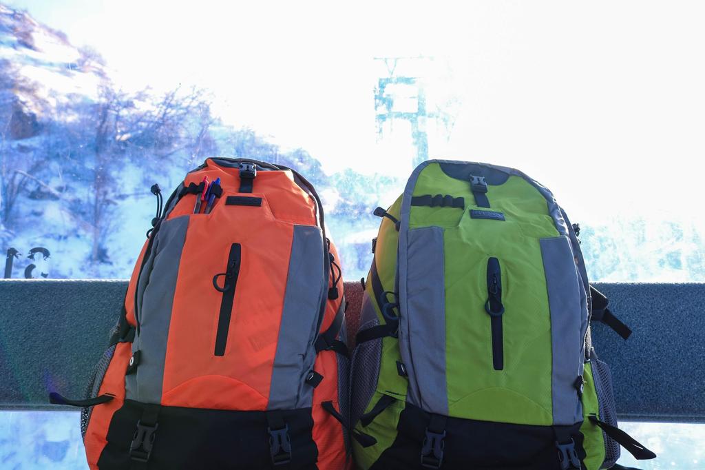 [Rongmu] Mountaineering Backpack, Large Capacity Hiking Backpack, Waterproof Backpack, Camping Backpack, Suitable for Travel, Mountaineering, Camping