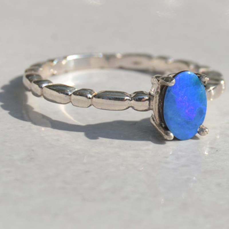 Martha auf dem Dachboden kellan.blauer Opal