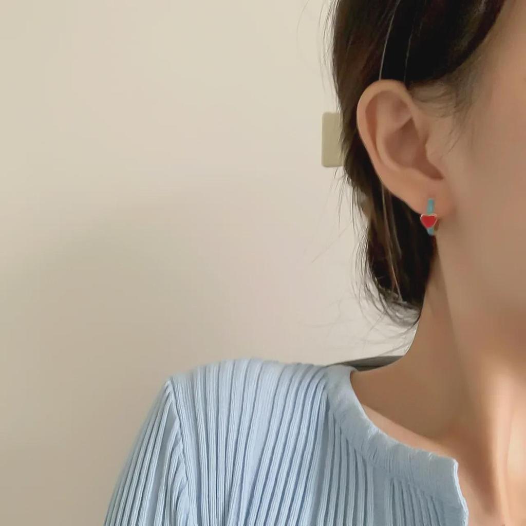 Enamel Heart Earrings: Bai Baihe Style, Gentle Niche Design for Autumn/Winter Trends