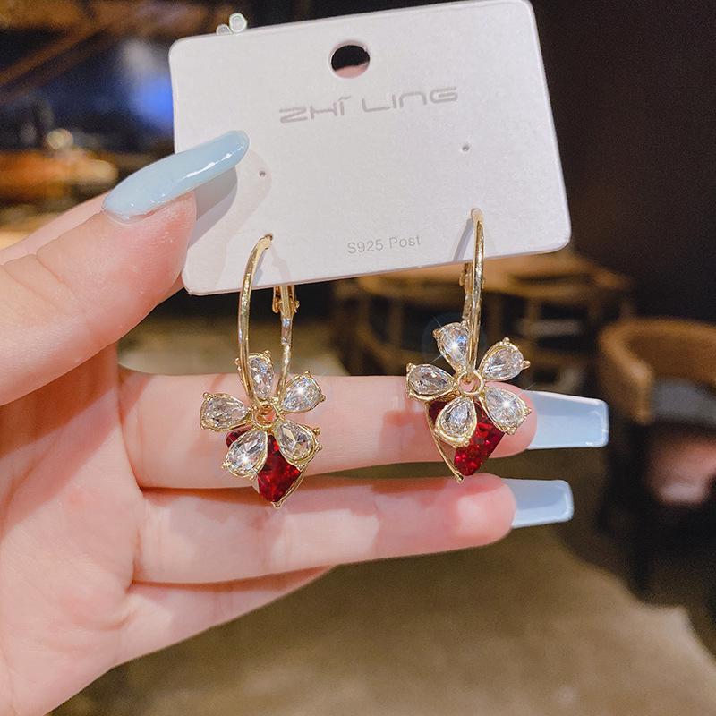 Korean Style 925 Sterling Silver Triangle Zirconia Flower Earrings with Rhinestone Rows красный