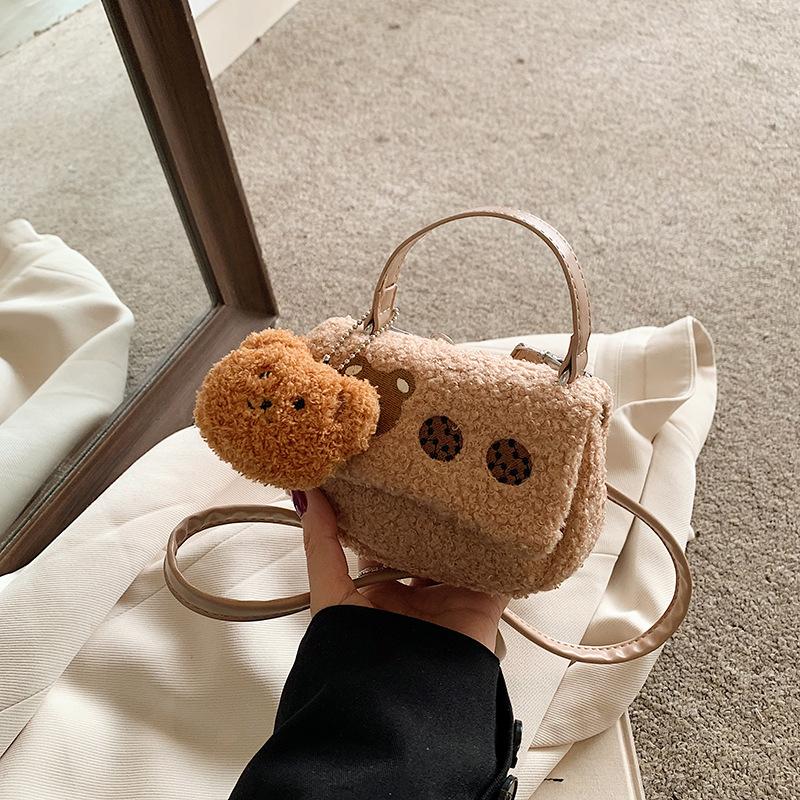 Bolsa Super Fire de Pele de Cordeiro Peluda Bolsa Transversal com Corrente Feminina Mini Bolsa Peluda