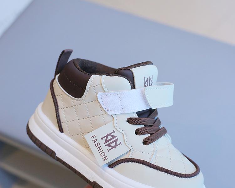 Children's High-Top Casual Sports Shoes 2026 - Soft Sole White Sneakers for Boys and Girls, Spring/Autumn Collection.