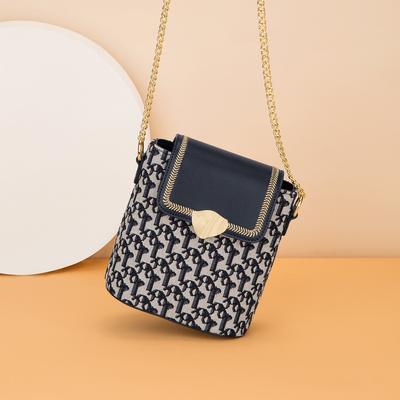 New Casual Large Capacity Flap Crossbody Bags Fashion Retro Printed Phone Bucket Shoulder Bags Women Luxury Chain Handbags