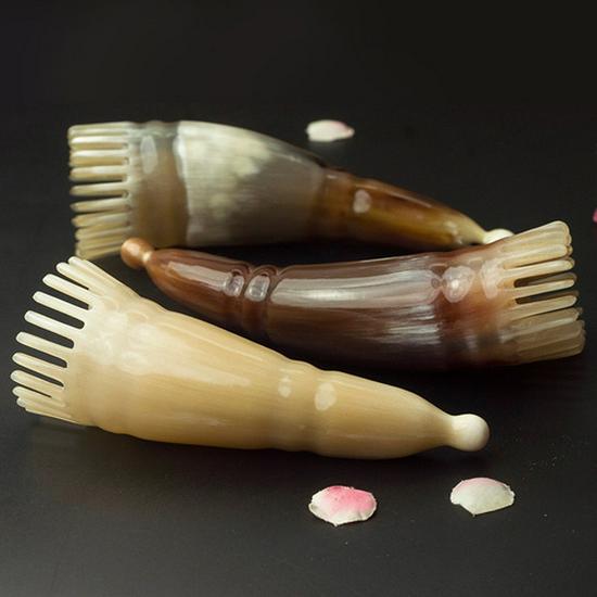 Hemei Natural Horn Comb for Ladies - Scalp Massage & Pointed Tail Design