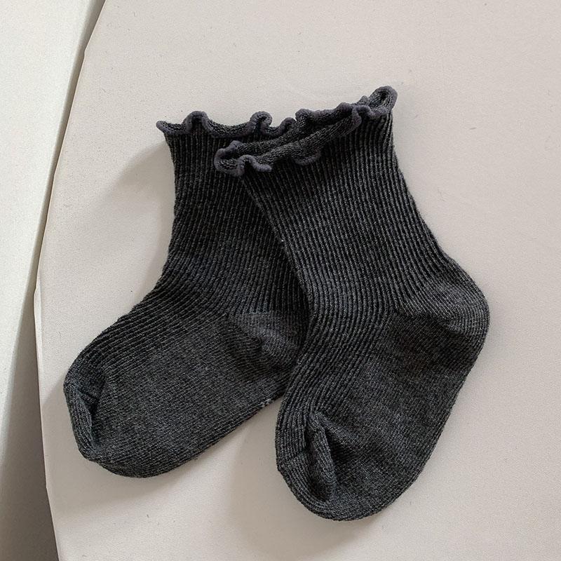 

Суцільний колір дитячі рюшами короткі шкарпетки весна-осінь м які бавовняні шкарпетки для малюків дівчаток до щиколотки зручні еластичні дитячі шкарпетки середнього розміру 1-3 years