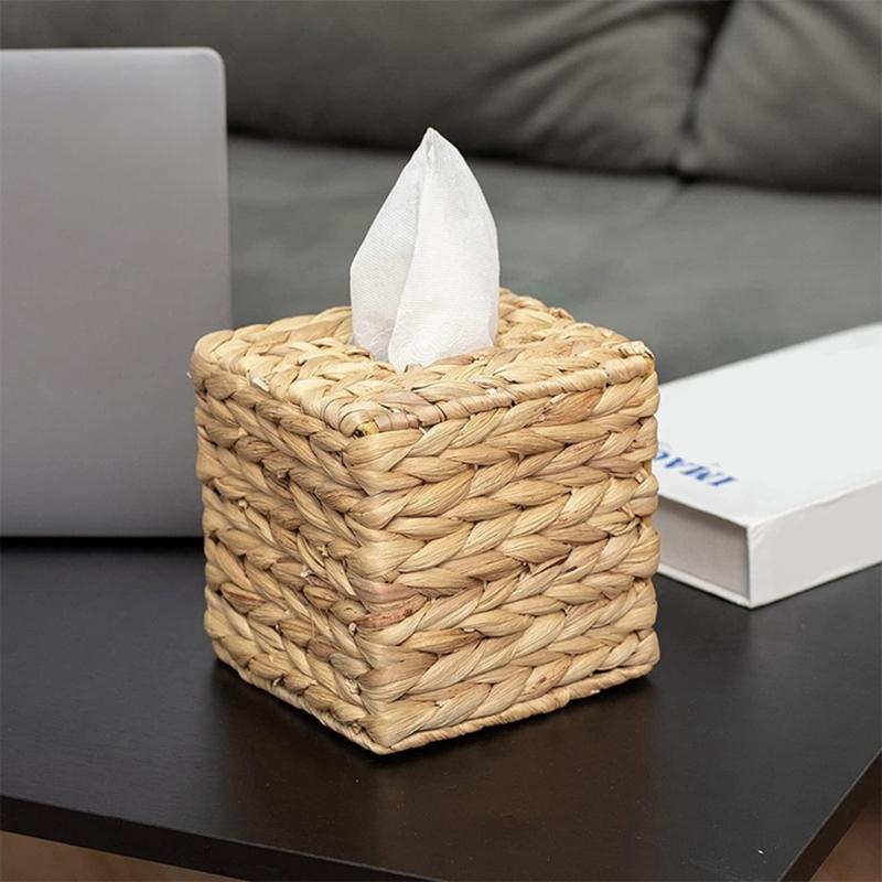 Handmade Water Hyacinth Storage Basket for Tissues Woven Paper Towel Box with Lid Natural Home Decoration