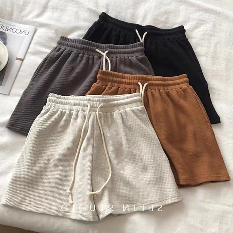 Women's Mid Rise Drawstring Shorts Loose Fit Sweatshorts Waffle Knit Solid Color Casual Wide Leg Three Quarter Summer Sports Shorts
