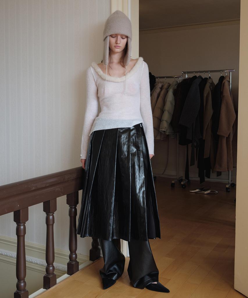 Obeodyupeulleeo Leather Layered Wrap Skirt_Coated Black
