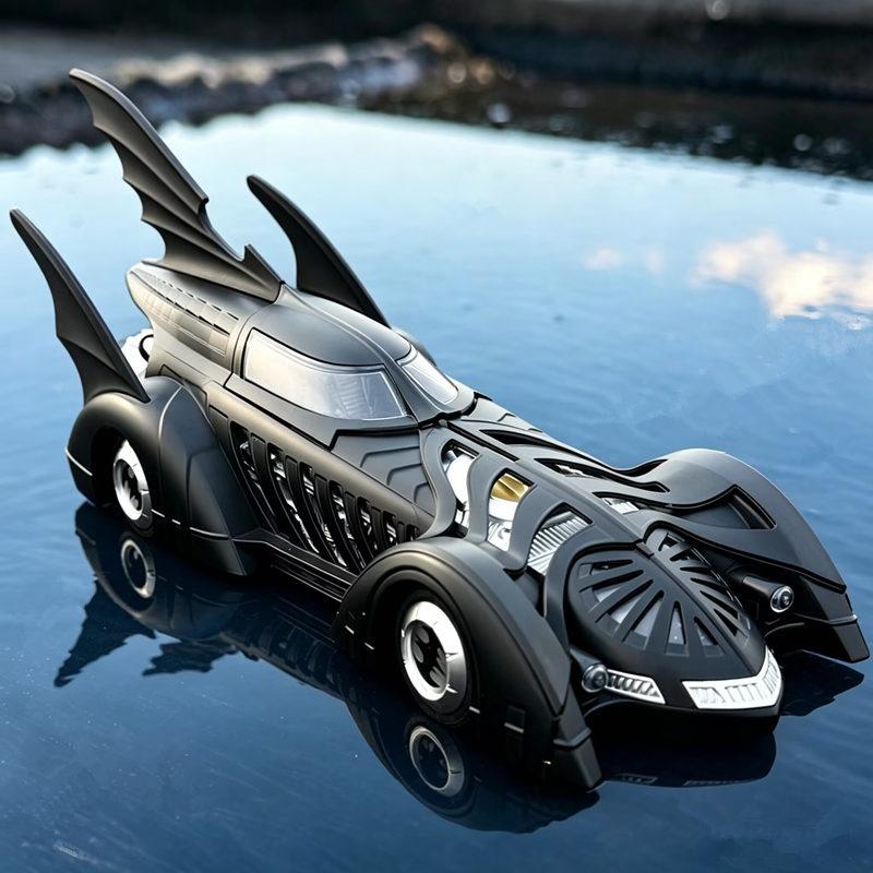 1/32 1995 Batmobile Classic Movie Car Alloy Concept Bat Sports Car Metal Track Racing Car Vehicle Model Sound Light Kid Toy Gift