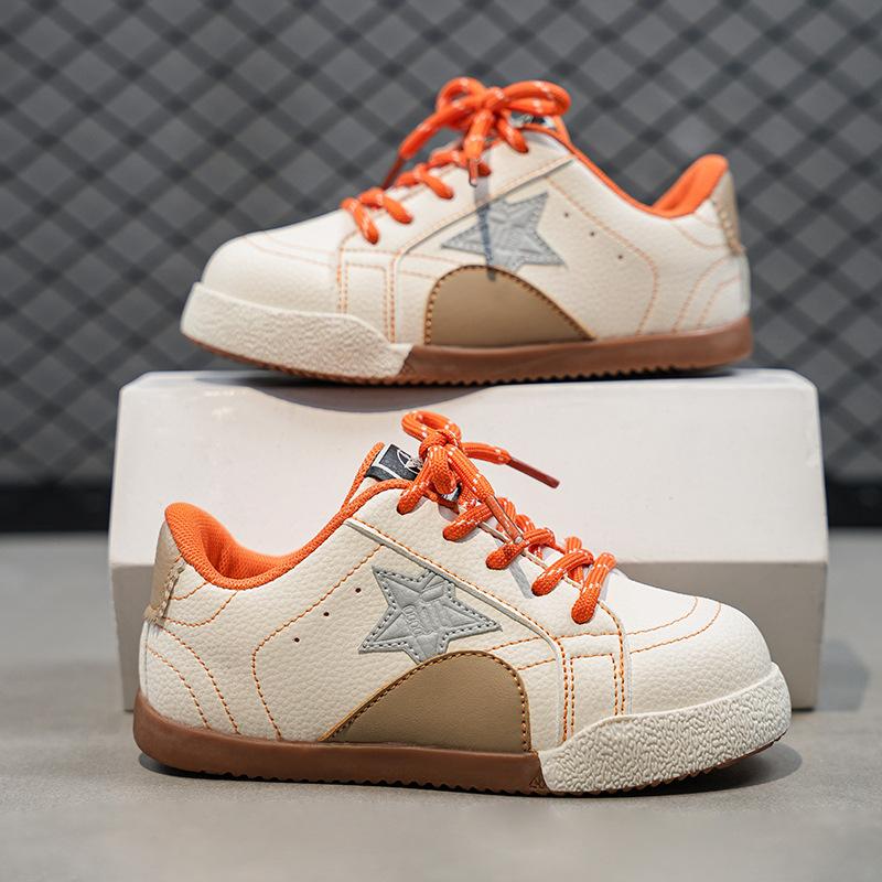 2025 Autumn New Children's Fashion Stars Casual Board Shoes Sports Shoes Versatile Children's Cute Shoes