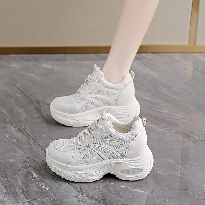 2025 Summer New Leather Inner Height Increase Dad Shoes Women's Outdoor Casual Versatile Platform Sports Shoes Women's