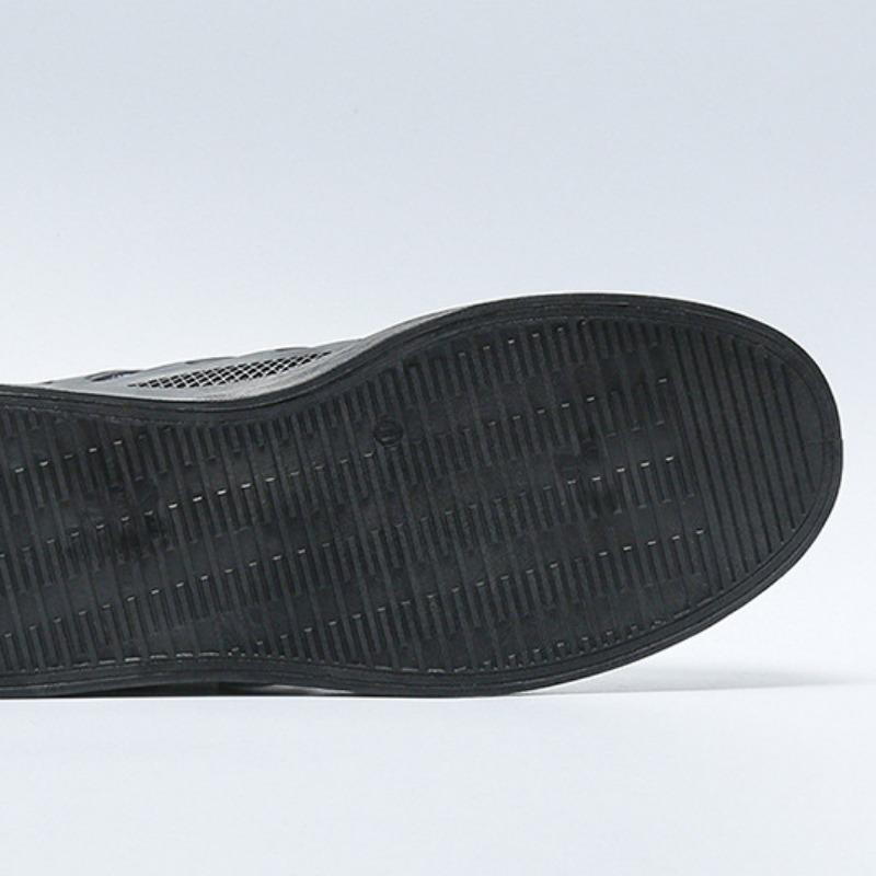 Summer New Trendy Men Flat Shoes Lightweight Breathable Casual Sneakers Designer Fashion Platform Running Shoes Tennis Shoe 2024