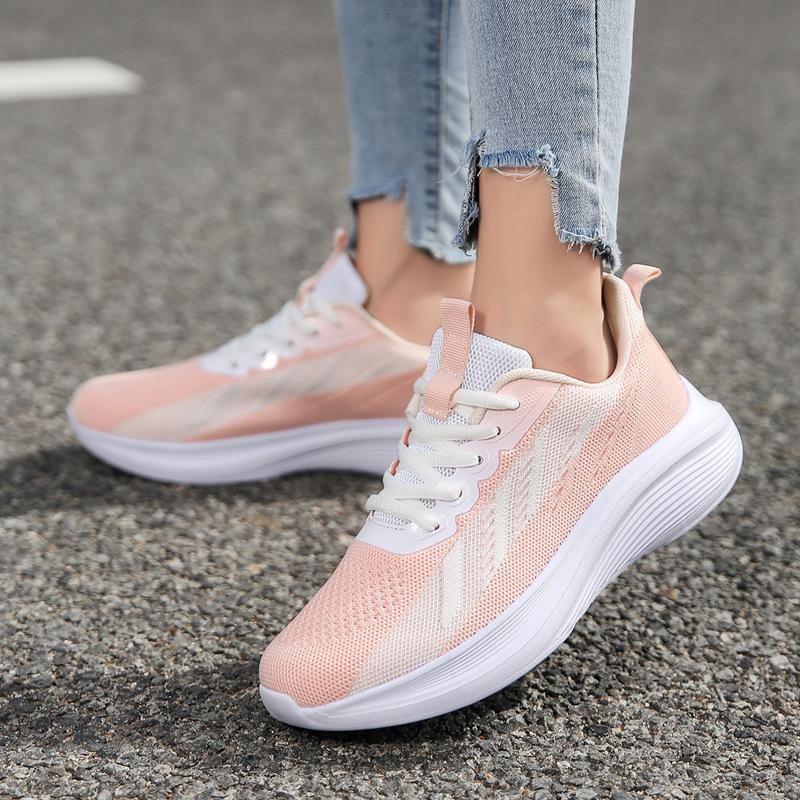 Sneakers New Summer Lightweight Shock-absorbing Running Shoes Mesh Breathable Casual Running Shoes