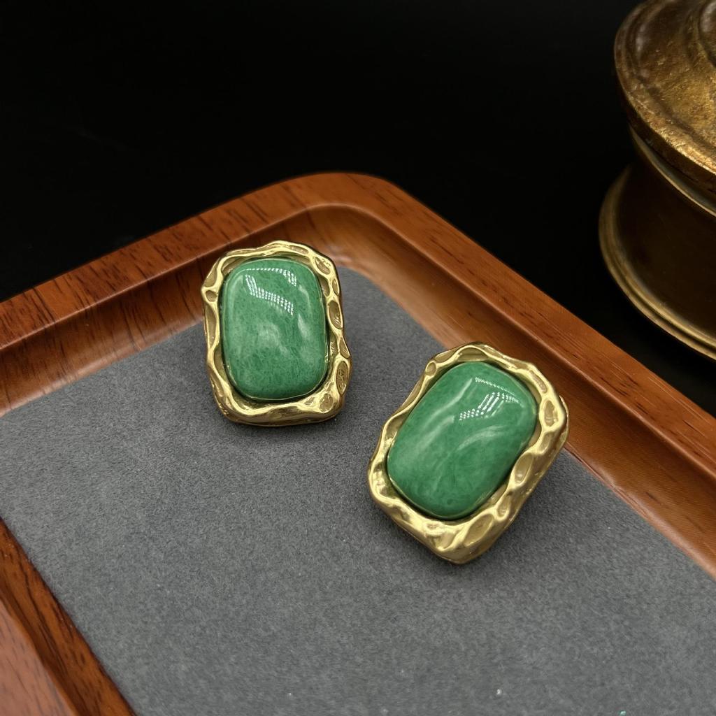 Vintage French Green Rhinestone Stud Earrings – Sophisticated Square Design