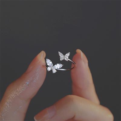 Anillo de Mariposa de Cristal Acrílico Abierto Ajustable de Moda Para Mujer Kpop Aleación de Zinc Color Zircón Anillo de Dedo Fiesta Zircón Venta al por Mayor