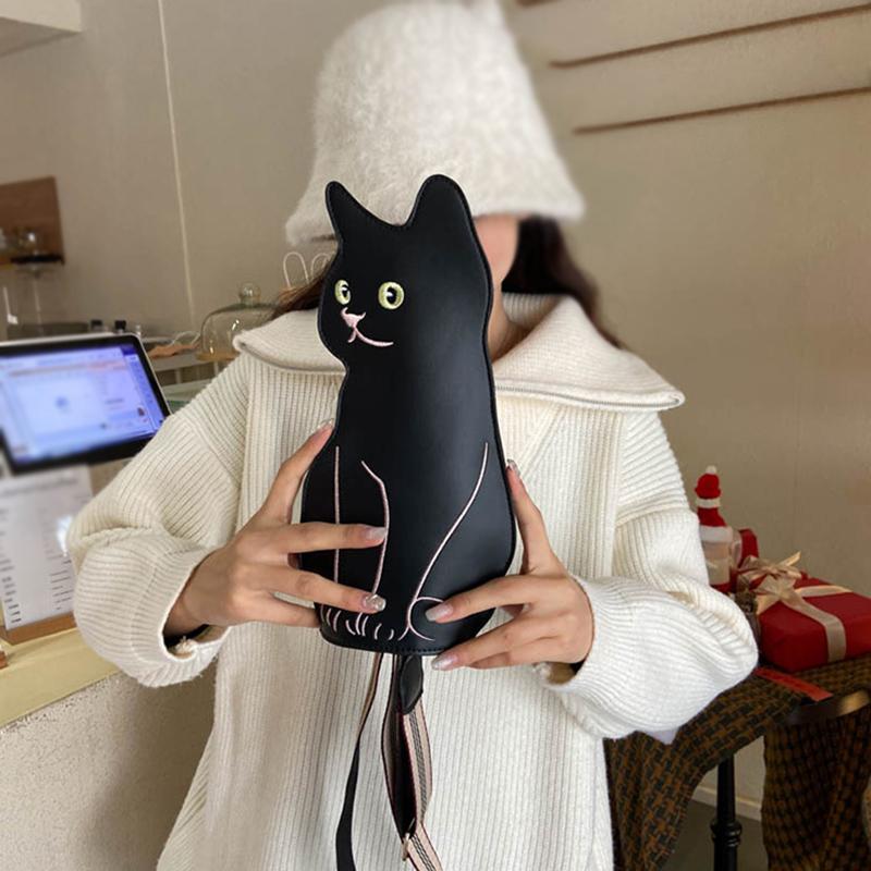 Large-capacity  Casual Cartoon Cat Cute Chest Bag Fashion Waterproof  Women's Crossbody Bag