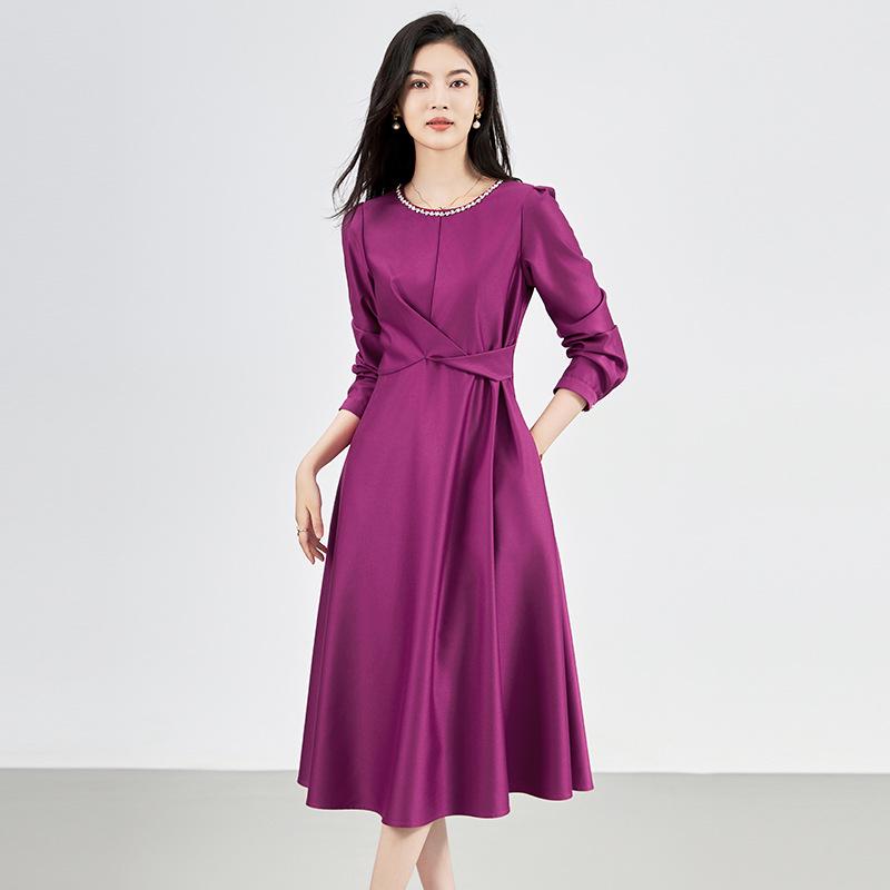 French Chic Light Luxury Waist-Slimming Dress - Imitation Silk Wool with Diamond Detail