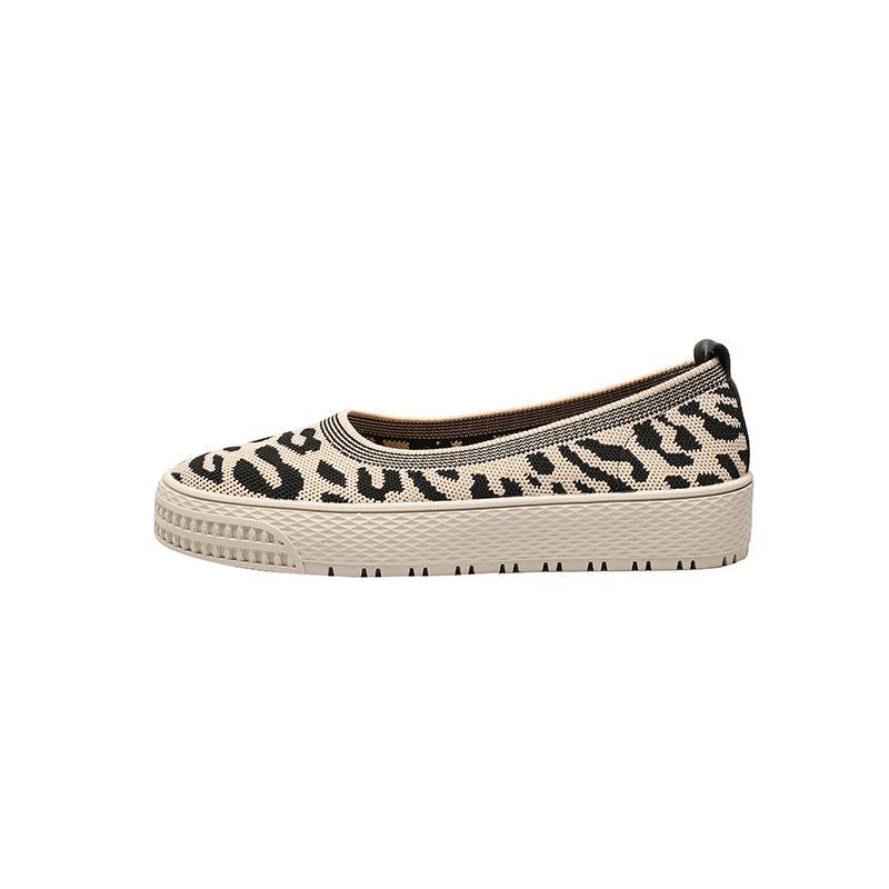 

New platform single shoes women s casual board shoes knitted shoes round head fisherman shoes flying shoes 34 леопардовий