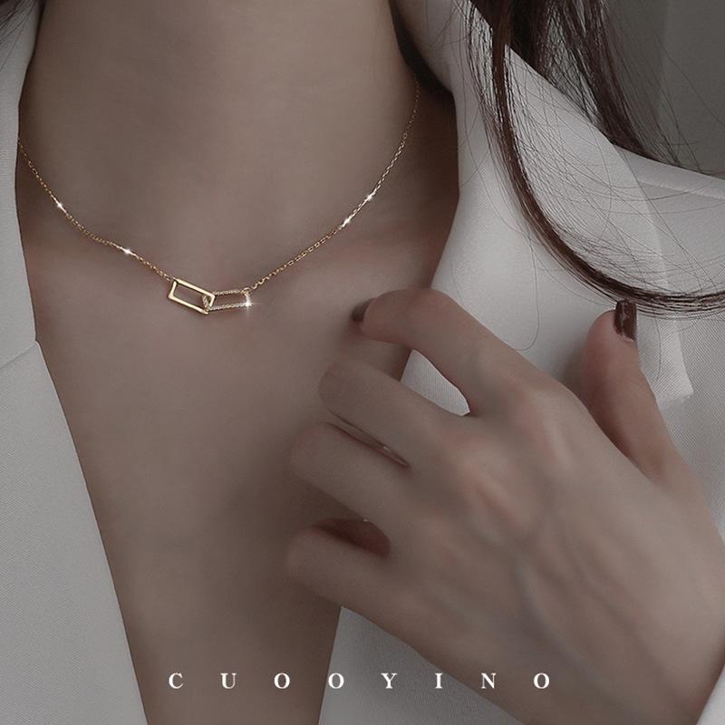

Квадратное ожерелье в корейском стиле - Легкая роскошь, Простой дизайн, Цепочка для ключицы для женщин серебряный
