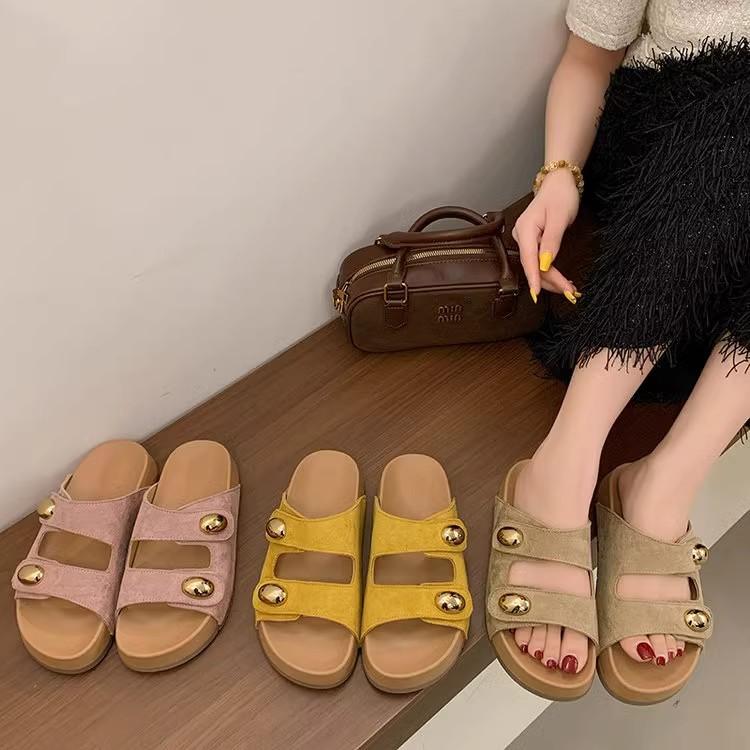 Cool slippers women's summer wear new retro muffin thick-bottomed one-word beach slippers
