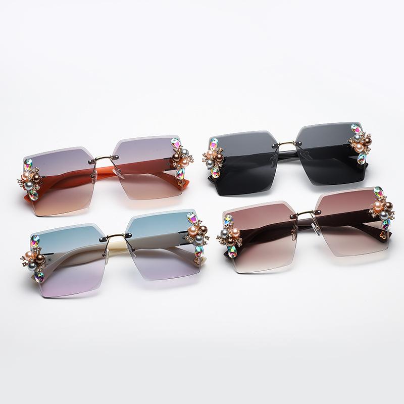 Chic Sunglasses Trendy Geometric Shape Fashion Design Outdoor Sun Protection