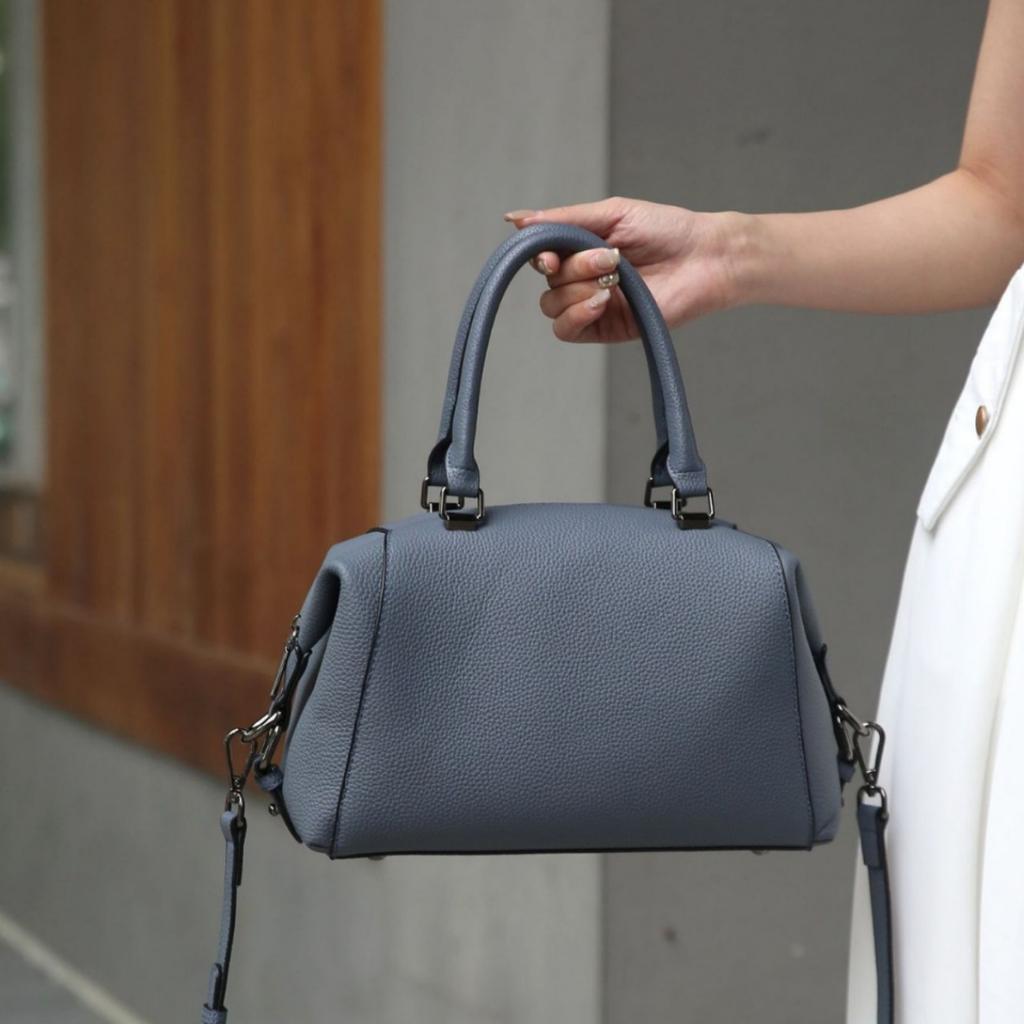 Cowhide Women, One Shoulder Crossbody Simple Portable Fashion Bag Girls Classic Handbag Large Capacity