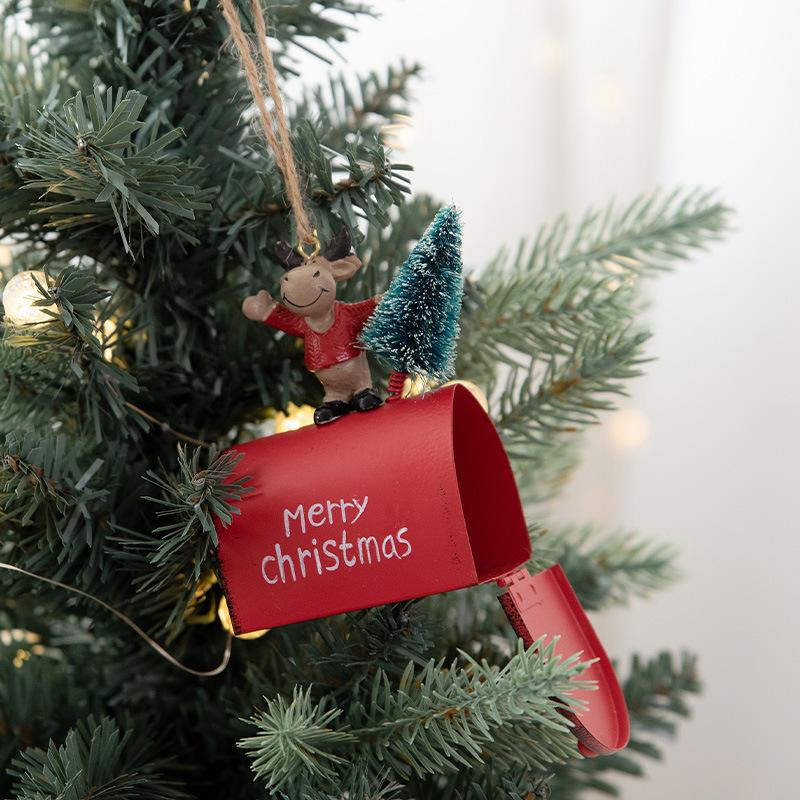 Christmas Wrought Iron Decoration Cottage Mailbox Hanging Decoration Window Display Pendant Home Decoration