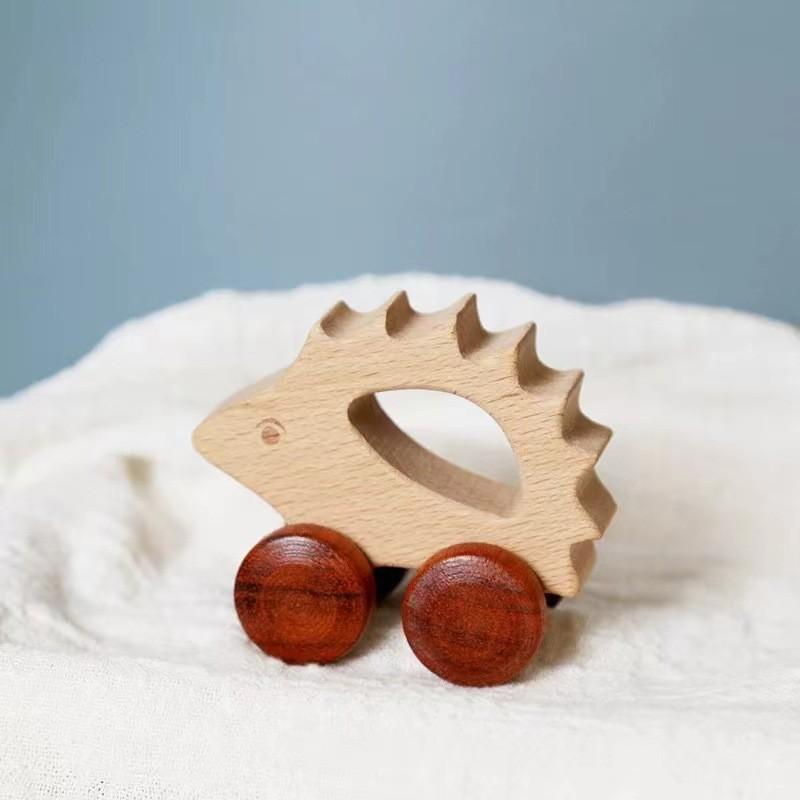 Baby appease cartoon animal car inertia pull back car simulation wooden car model sliding toy