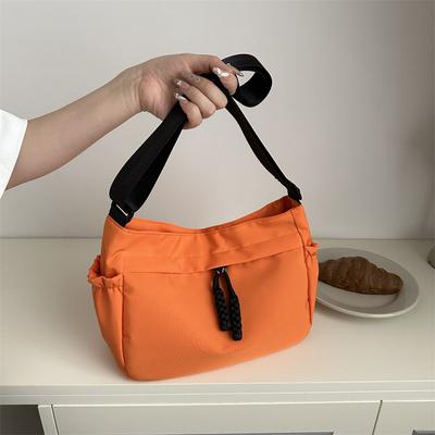 Lässige Tragetasche Koreanische Version der Achseltasche Modische Pendeltasche Große Kapazität Sommer Neu Ein-Schulter Umhängetasche für Damen