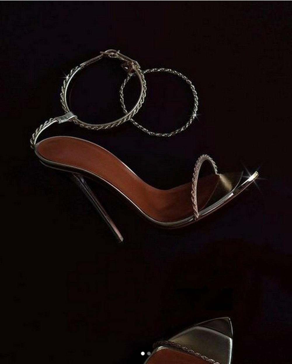 

Модные FHC Новые 12 см Женские Босоножки на Высоком Каблуке, Летняя Обувь с Ремешками-Цепочками на Щиколотке, Острый Открытый Носок, Золотой, Серебряный, Фиолетовый, Размеры 34-45, Дропшиппинг 34 серебряный