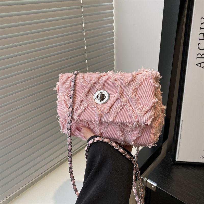 

New fashion trend niche rough edge design women s bag casual retro shoulder messenger bag small square bag
