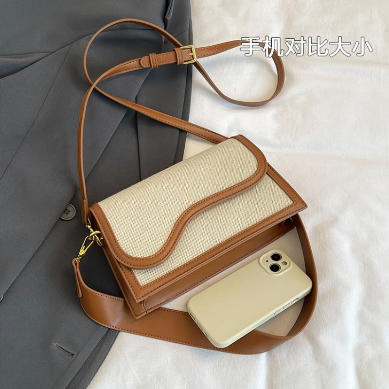 Квадратная сумка через плечо для женщин — фото 8