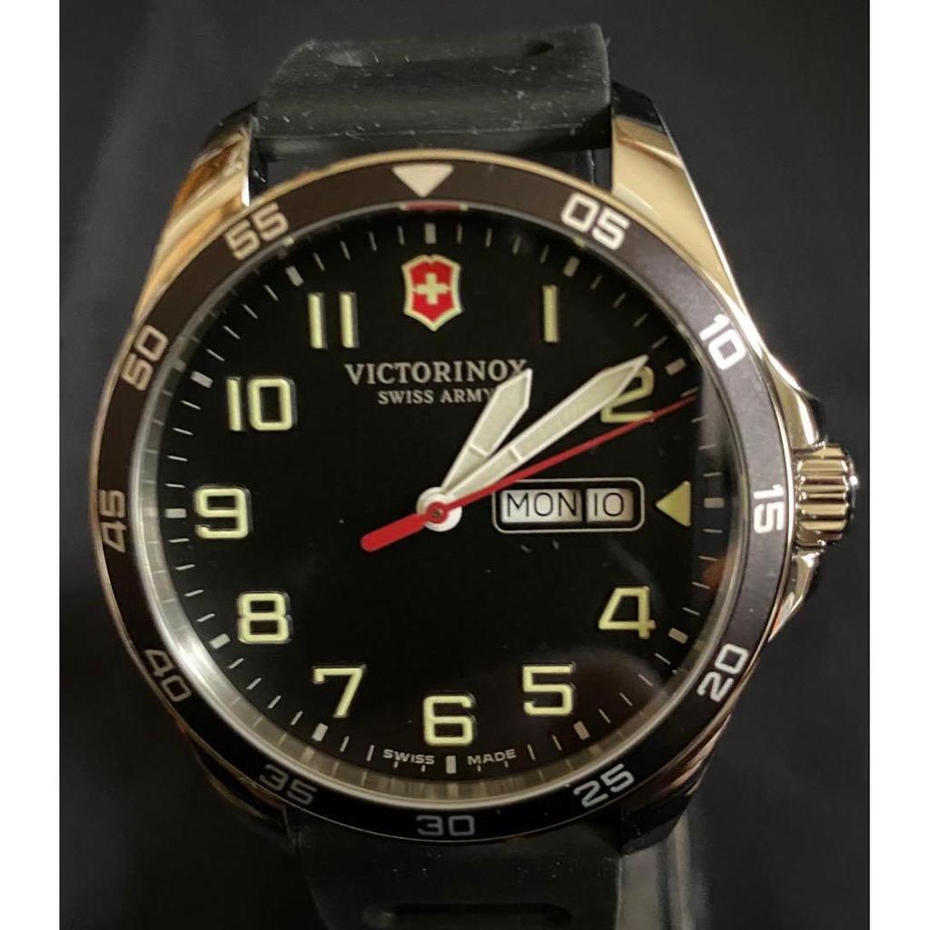 Used VICTORINOX Swiss Army Black Watch Working item ready for immediate use
