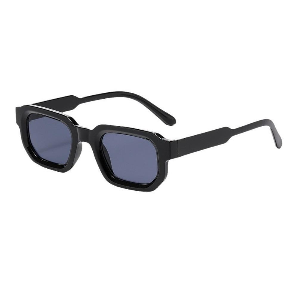 Small Frame Women Sun Glasses UV400 Retro Eyewear Personalized Square Sunglasses  Travel