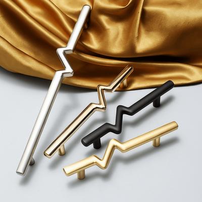 Accessori e parti di mobili – Maniglie per porte