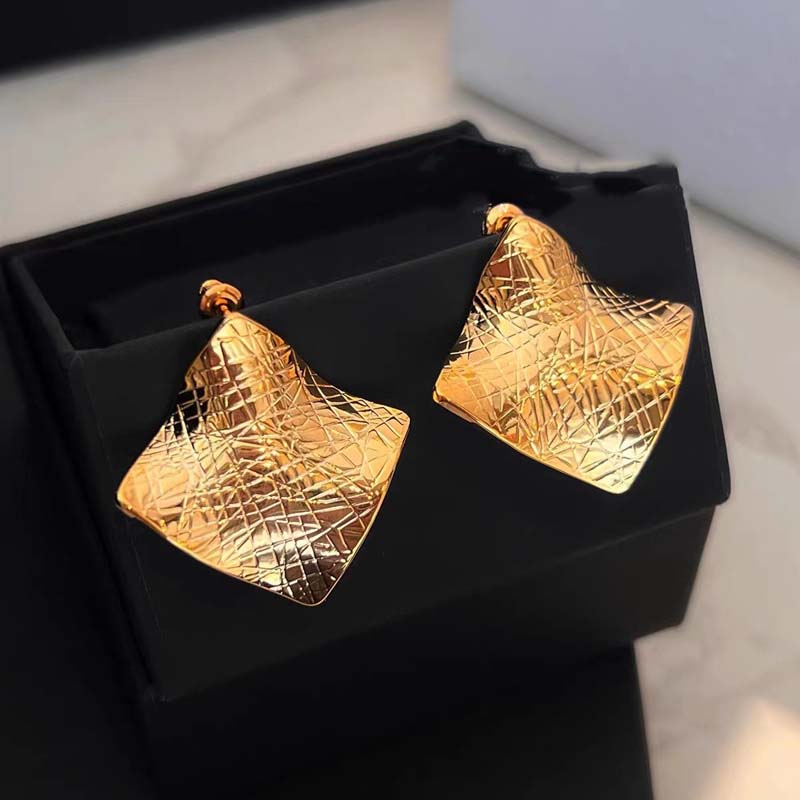 

Vintage Metal Geometric Square Stud Earrings for Women Simple Gold Color Irregular Texture Statement Earring Zircon Party Gifts