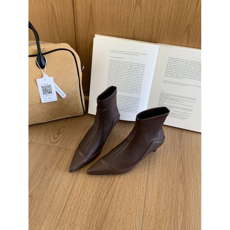 

Pointed fashion boots 2025 new solid color flat-bottomed flat-heeled simple and ankle boots are not tired of feet short boots women s thin boots 39