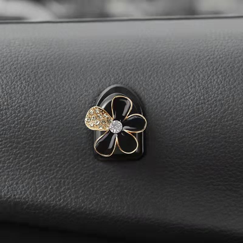 Mini Hook In The Car Center Console Seat Back Camellia, Bear, Multi-functional Storage ABS Data Cable Small Hook Auto