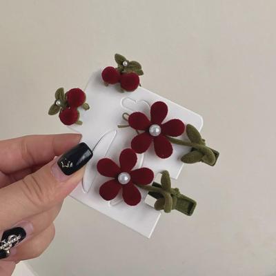 2024 Exquisiter beflockter floraler Pony-Clip - Niedliche Herbst/Winter Seitenhaarspange
