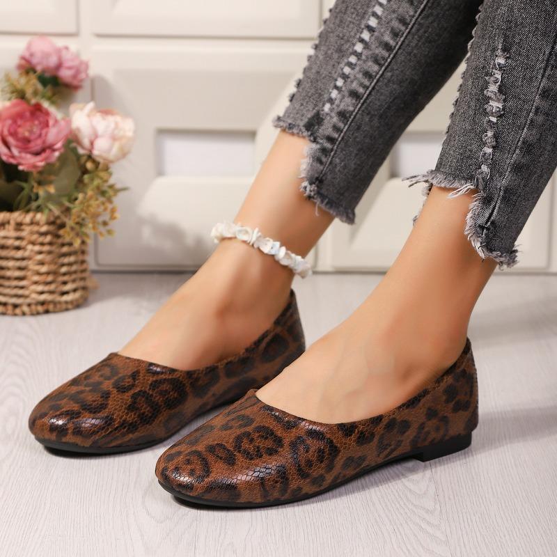 Leopard Flats Women Shoes Summer New Loafers Shoes 2025 Casual Sport Woman Sneakers Walking Shallow Marie Janes Zapatos