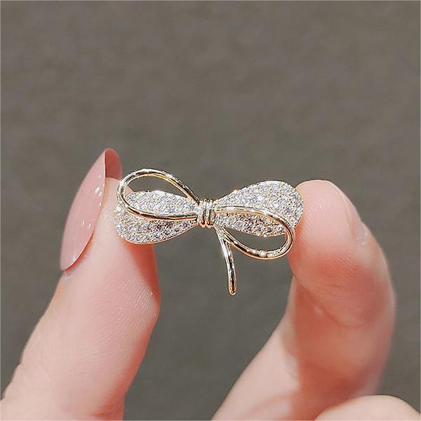 Роскошная брошь-булавка с жемчужной кисточкой в форме капли – Элегантная бутоньерка для женщин