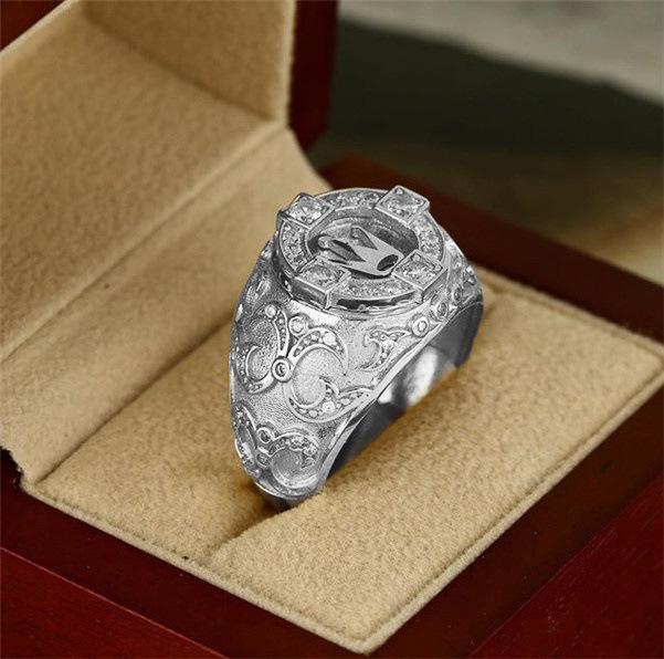 Silver Plated Crown Men's Ring - Retro European American Style with Full Diamonds for Christmas